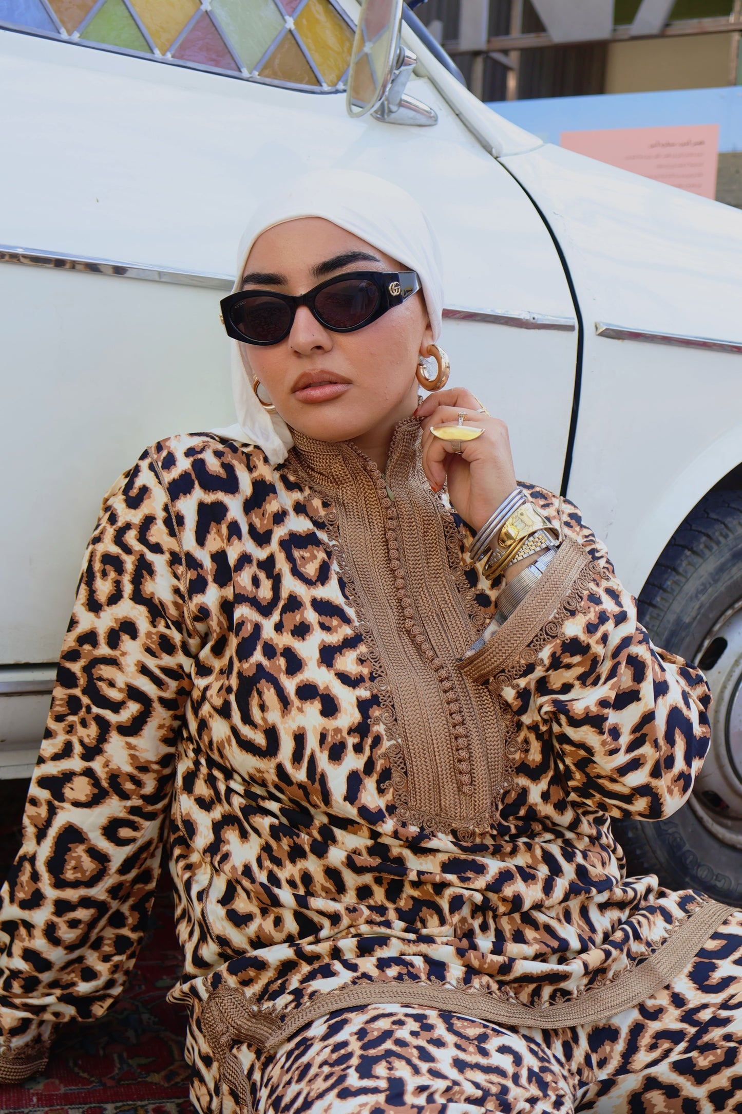 Ensemble léopard camel